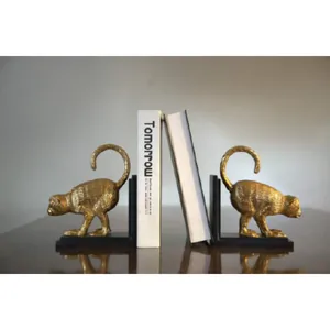 Decorative bookends